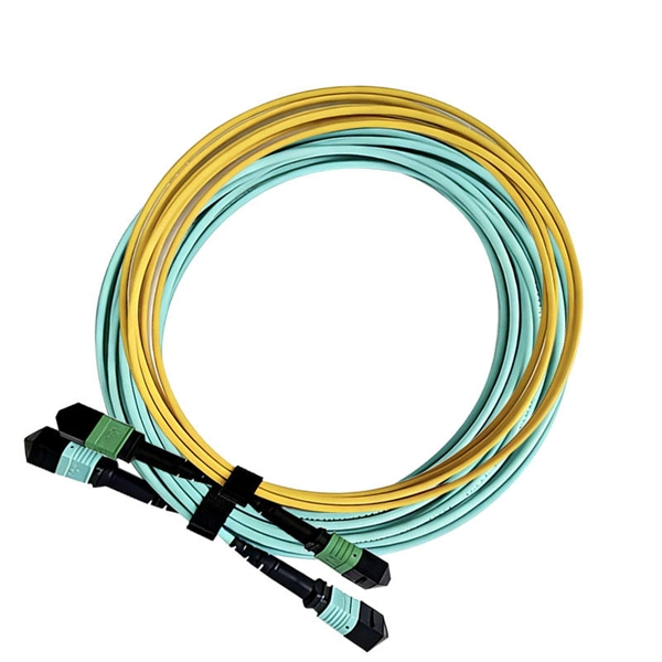 How much fiber optic splice closure space is reserved