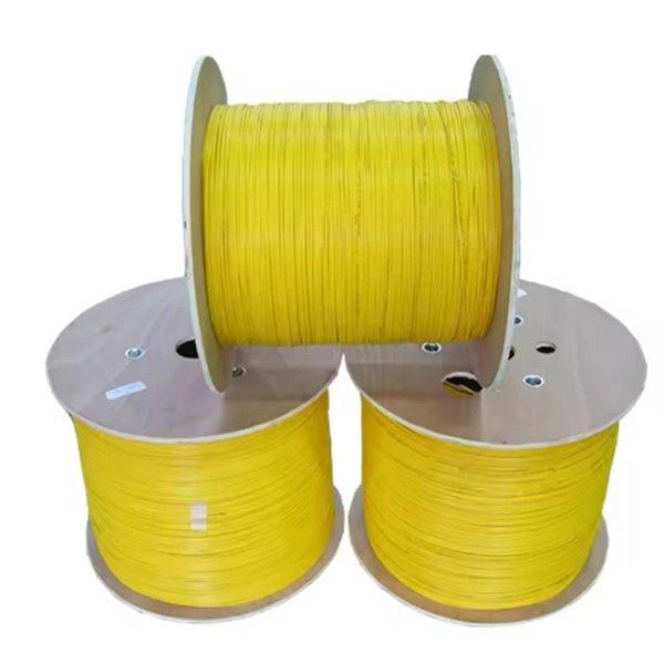 Color of the lower wiring in the distribution box