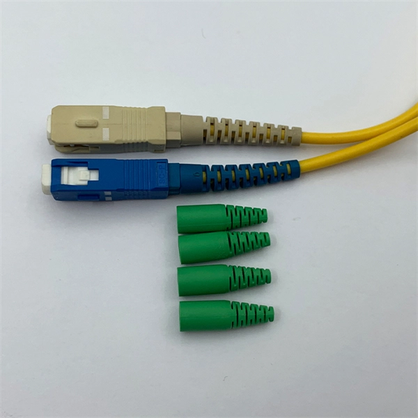 High-precision installation of large-core optical fiber