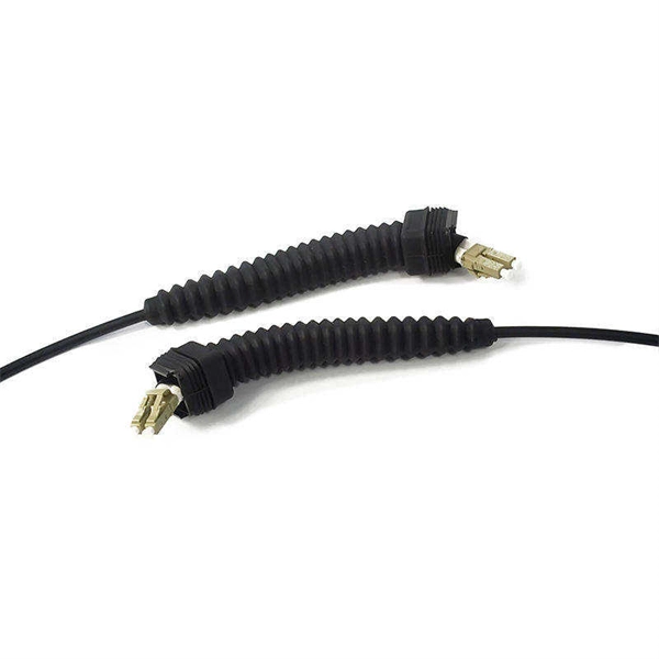 Average number of bidirectional fiber optic cable connectors
