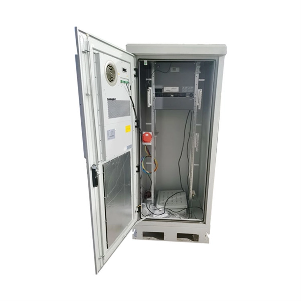 Distribution box replaces live and neutral wires